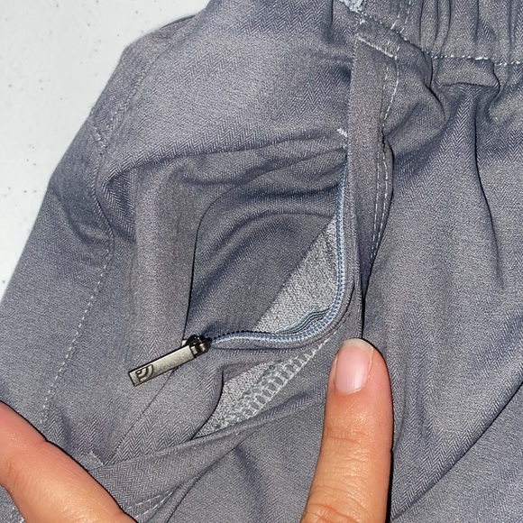 The North Face Women’s Gray Lightweight Jogger Style Winter Pants Size XS - Picture 3 of 12